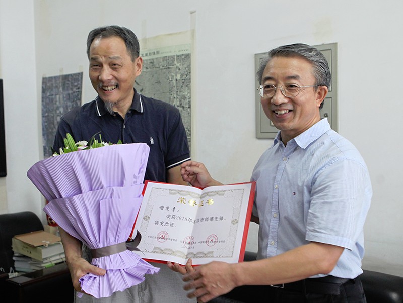 cea575771dde4f41949b2ffe2d9f0e51.jpg cea575771dde4f41949b2ffe2d9f0e51.jpg